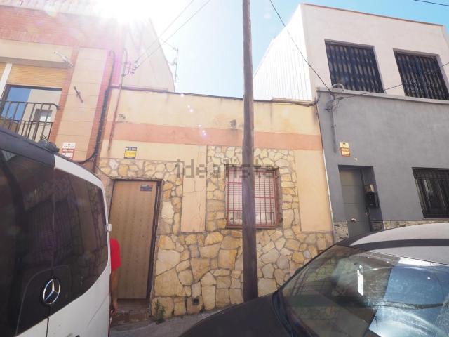 Chalet, La Maurina, Terrassa