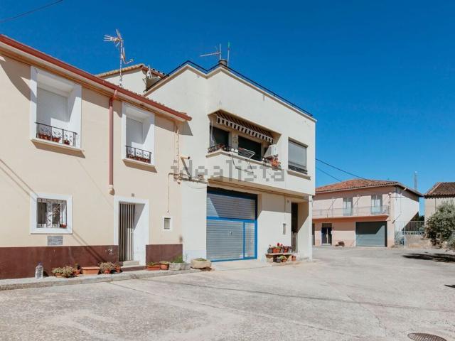 Chalet, La Sotonera