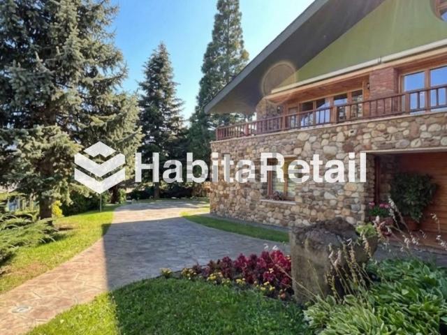 Chalet, La Seu d&apos Urgell