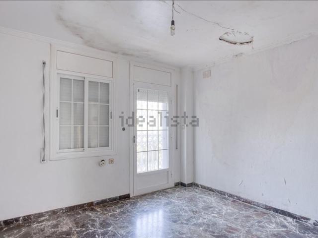Chalet, La Pobla de Montornès