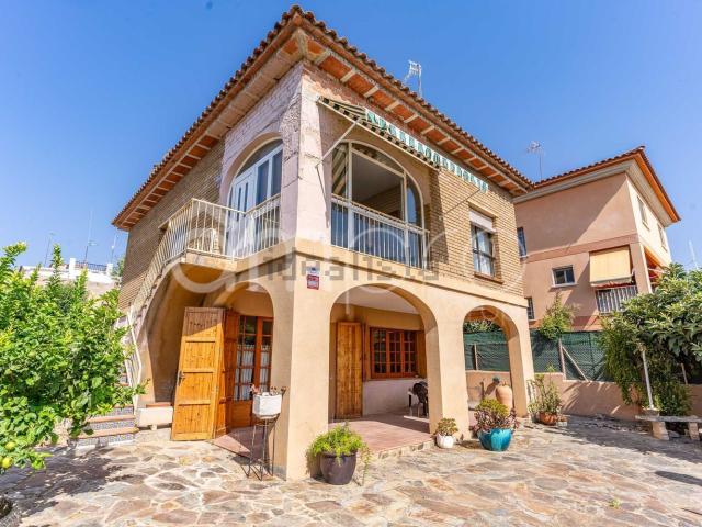 Chalet, La Pobla de Montornès