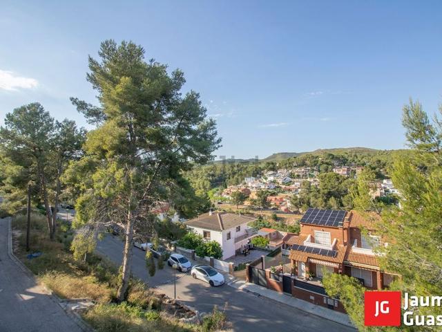 Chalet, La Pobla de Montornès