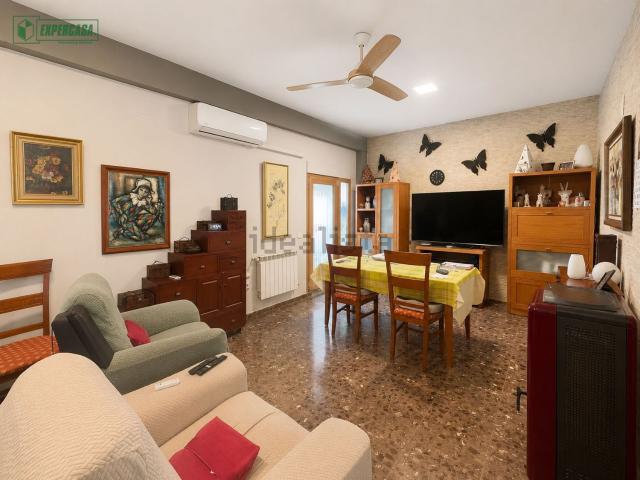 Chalet, La Pobla de Vallbona