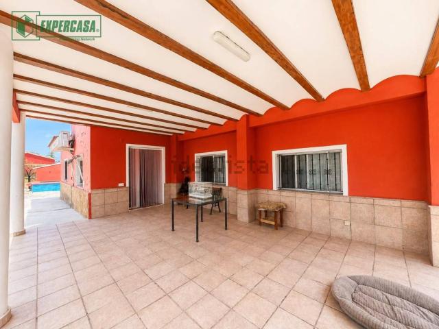 Chalet, La Pobla de Vallbona