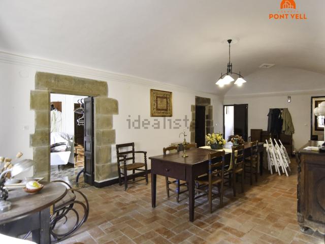 Chalet, La Pera