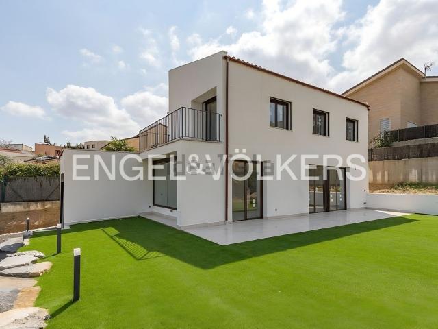 Chalet, La Roca del Vallès