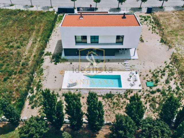 Chalet, La Roca del Vallès