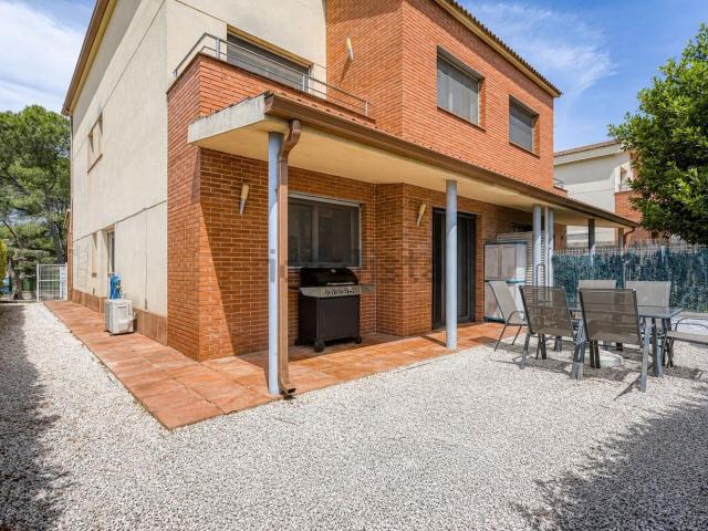 Chalet, La Torre de Claramunt