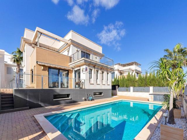 Chalet, La Zenia, Orihuela