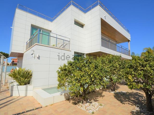 Chalet, La Zenia, Orihuela
