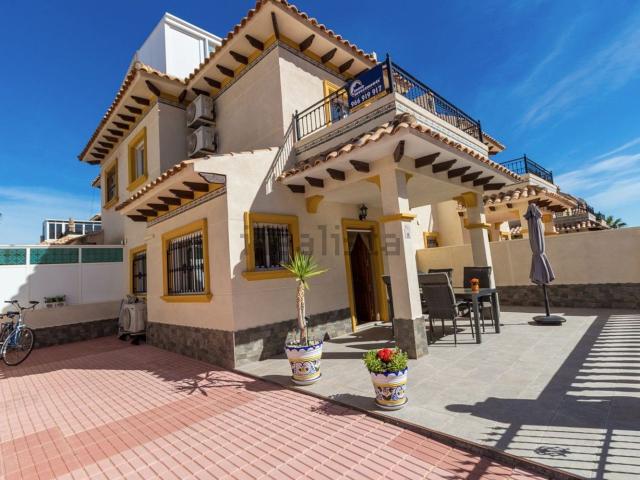 Chalet, La Zenia, Orihuela