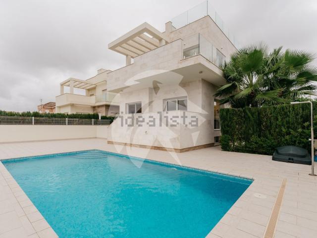 Chalet, La Zenia, Orihuela