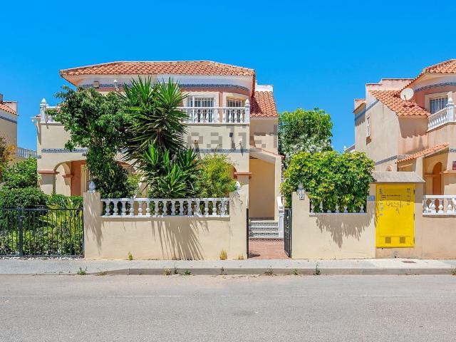 Chalet, La Zenia, Orihuela