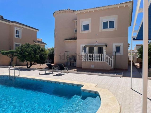 Chalet, La Zenia, Orihuela