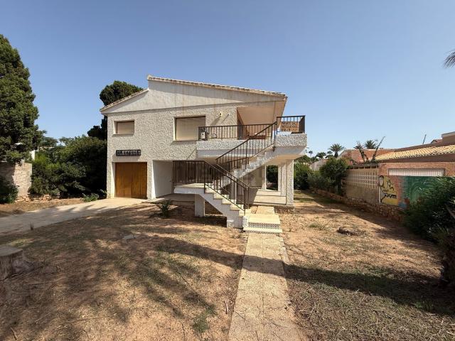 Chalet, La Zenia, Orihuela