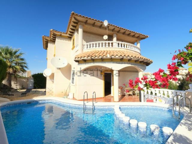 Chalet, La Zenia, Orihuela