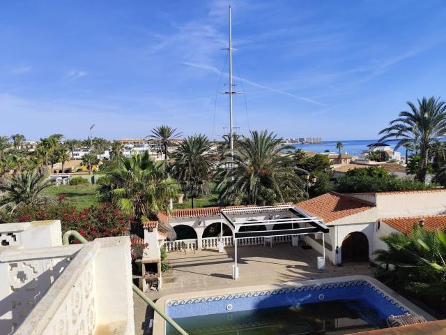 Chalet, La Zenia, Orihuela