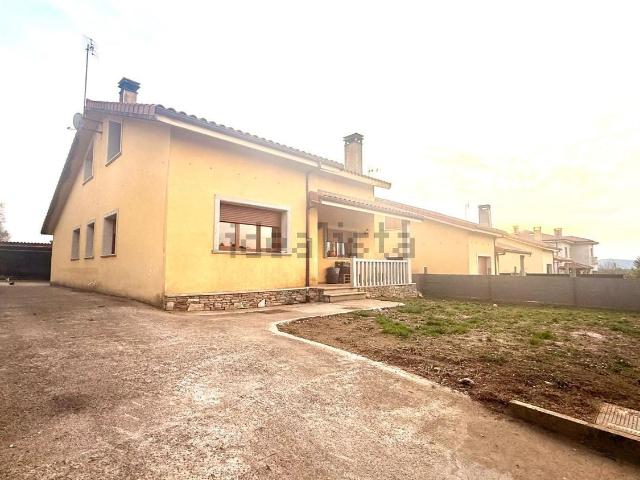 Chalet, Lalin