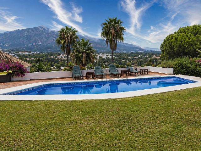 Chalet, Las Brisas, Marbella