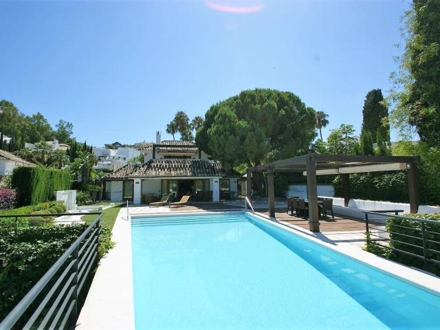 Chalet, Las Brisas, Marbella