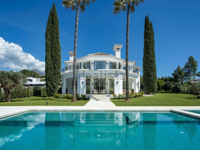 Chalet, Las Brisas, Marbella