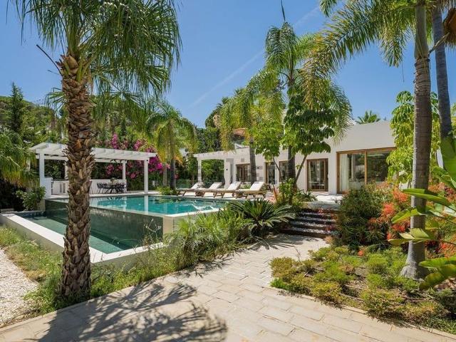Chalet, Las Brisas, Marbella