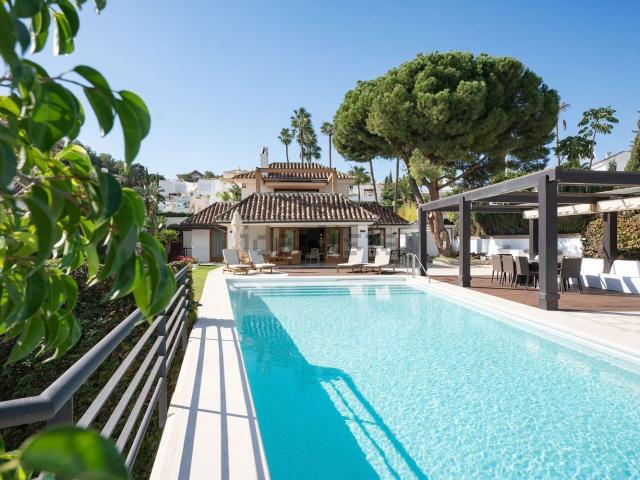 Chalet, Las Brisas, Marbella