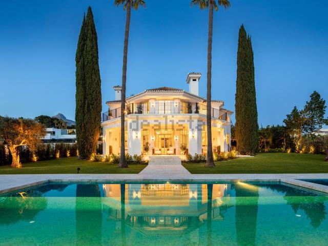 Chalet, Las Brisas, Marbella