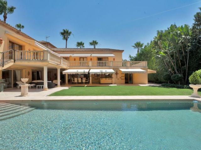 Chalet, Las Brisas, Marbella