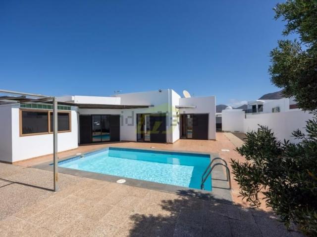 Chalet, Las Coloradas, Yaiza