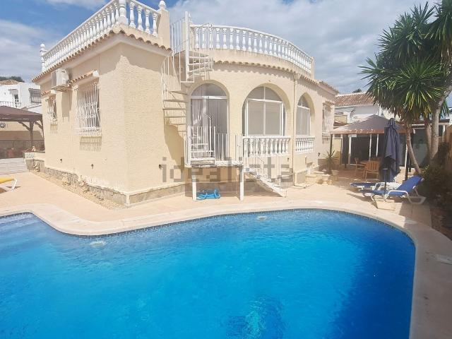 Chalet, Las Filipinas, Orihuela