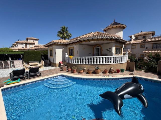 Chalet, Las Filipinas, Orihuela