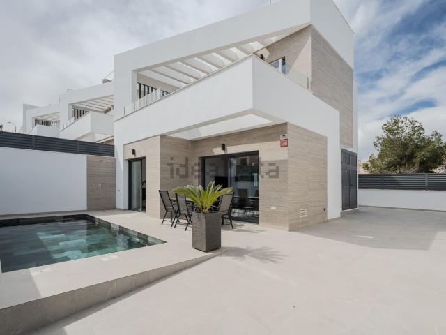 Chalet, Las Filipinas, Orihuela