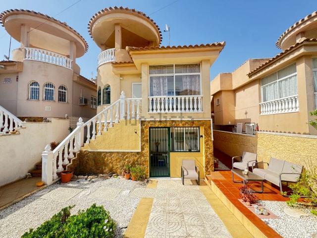 Chalet, Las Filipinas, Orihuela