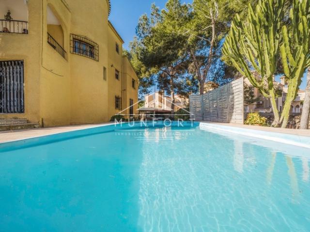Chalet, Las Filipinas, Orihuela
