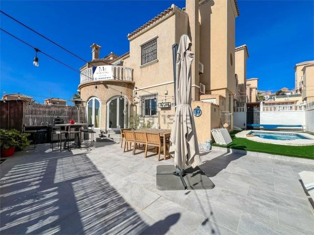 Chalet, Las Filipinas, Orihuela