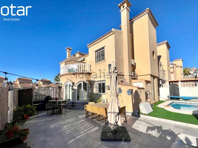 Chalet, Las Filipinas, Orihuela