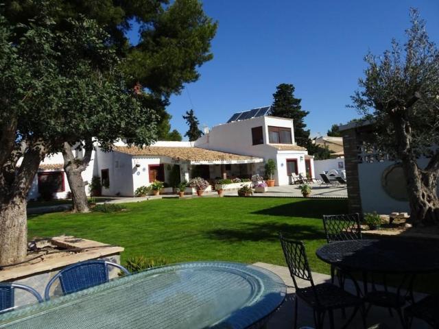 Chalet, Las Filipinas, Orihuela