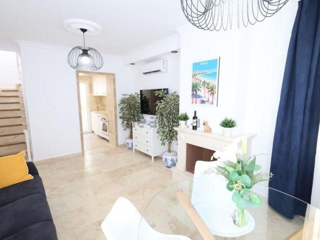 Chalet, Las Filipinas, Orihuela