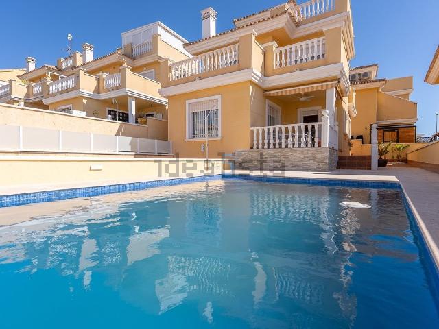 Chalet, Las Filipinas, Orihuela