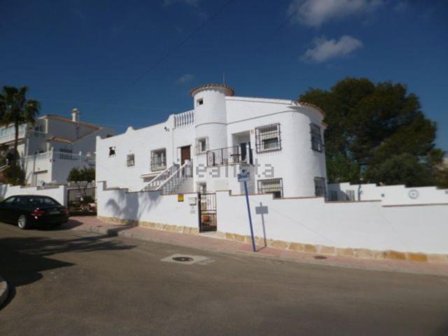 Chalet, Las Filipinas, Orihuela
