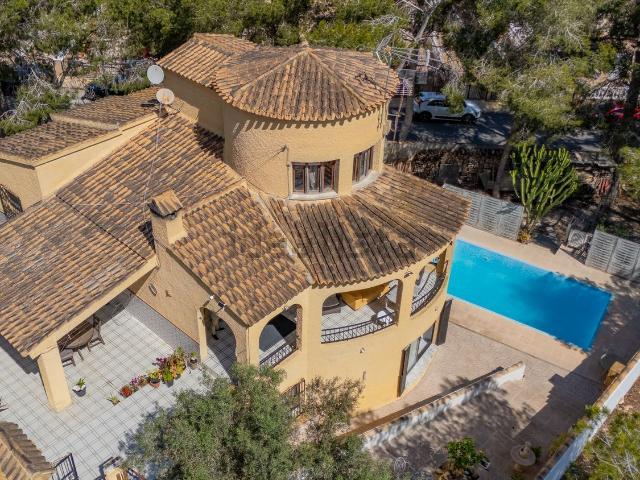 Chalet, Las Filipinas, Orihuela