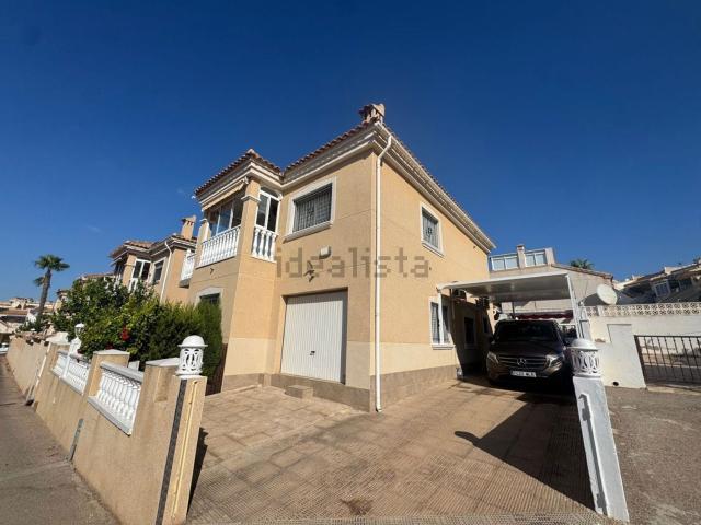 Chalet, Las Filipinas, Orihuela