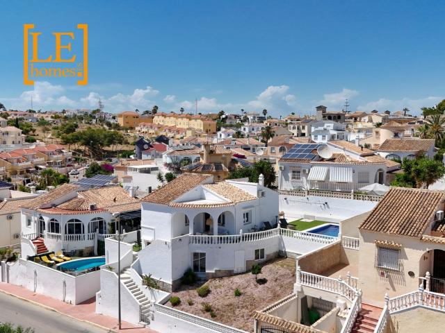Chalet, Las Filipinas, Orihuela