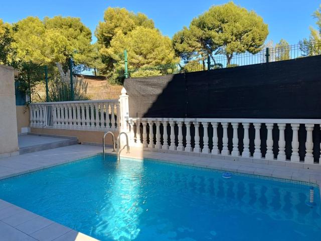 Chalet, Las Filipinas, Orihuela