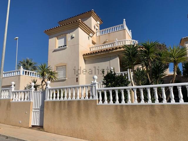 Chalet, Las Filipinas, Orihuela