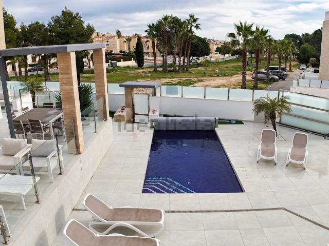 Chalet, Las Filipinas, Orihuela