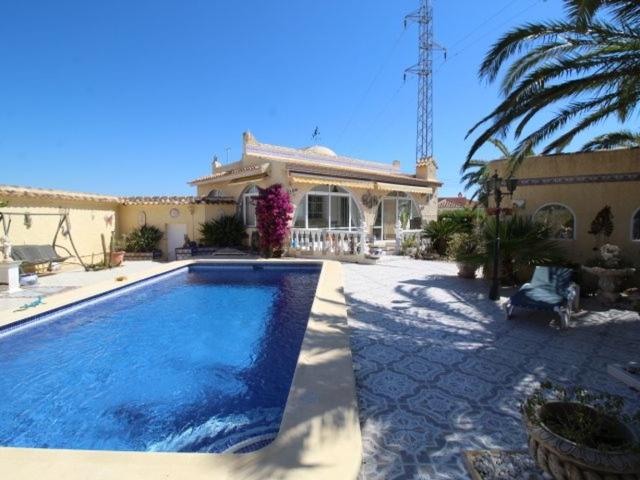 Chalet, Las Filipinas, Orihuela