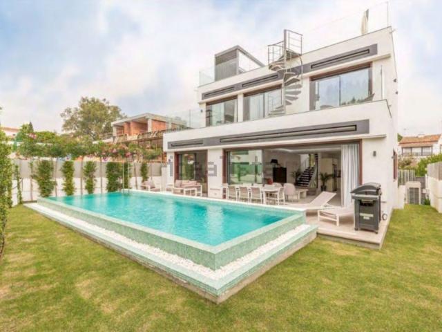 Chalet, Las Lomas de Río Verde, Marbella