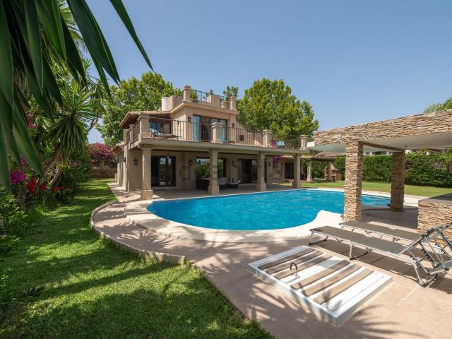 Chalet, Las Lomas de Río Verde, Marbella